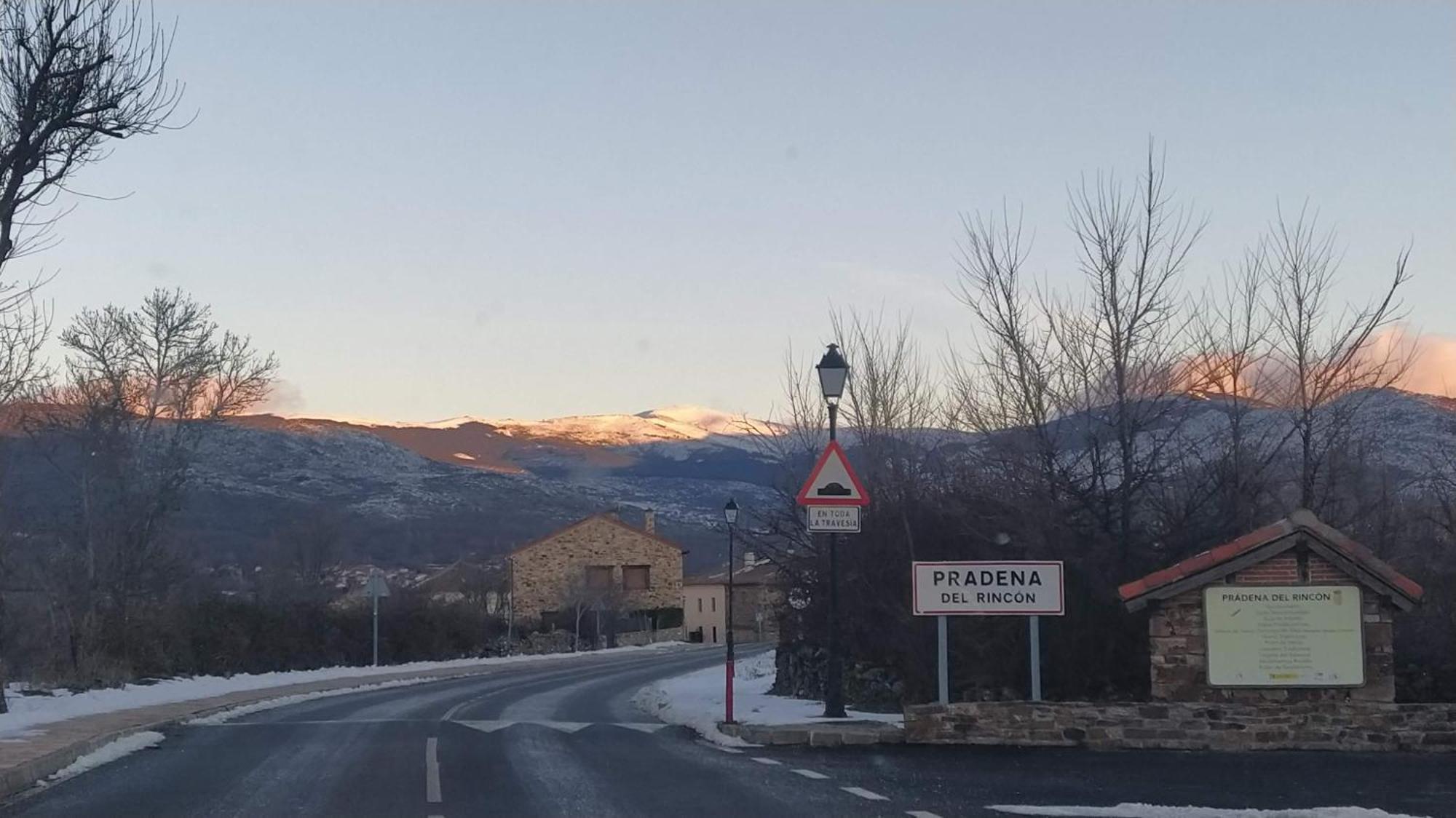 Al Viento, Alojamiento & Turismo Rural Pradena Del Rincon Buitenkant foto